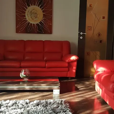 Cris Deluxe Apartman